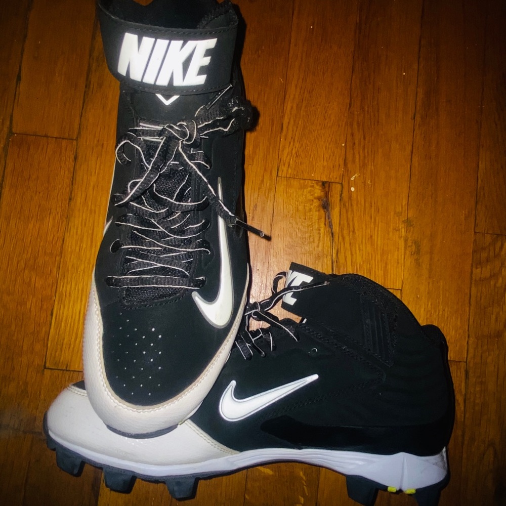 Nike Huaraches Women’s Cleat